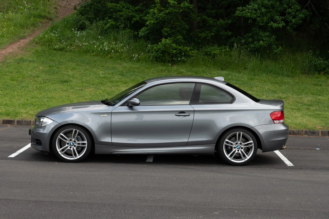 2009 BMW E82 135i & 135is - Image 30 of 31
