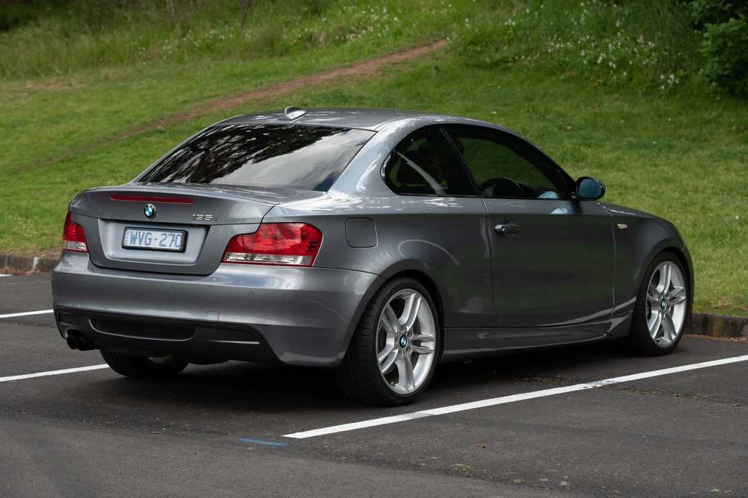 2009 BMW E82 135i & 135is - Image 6 of 31