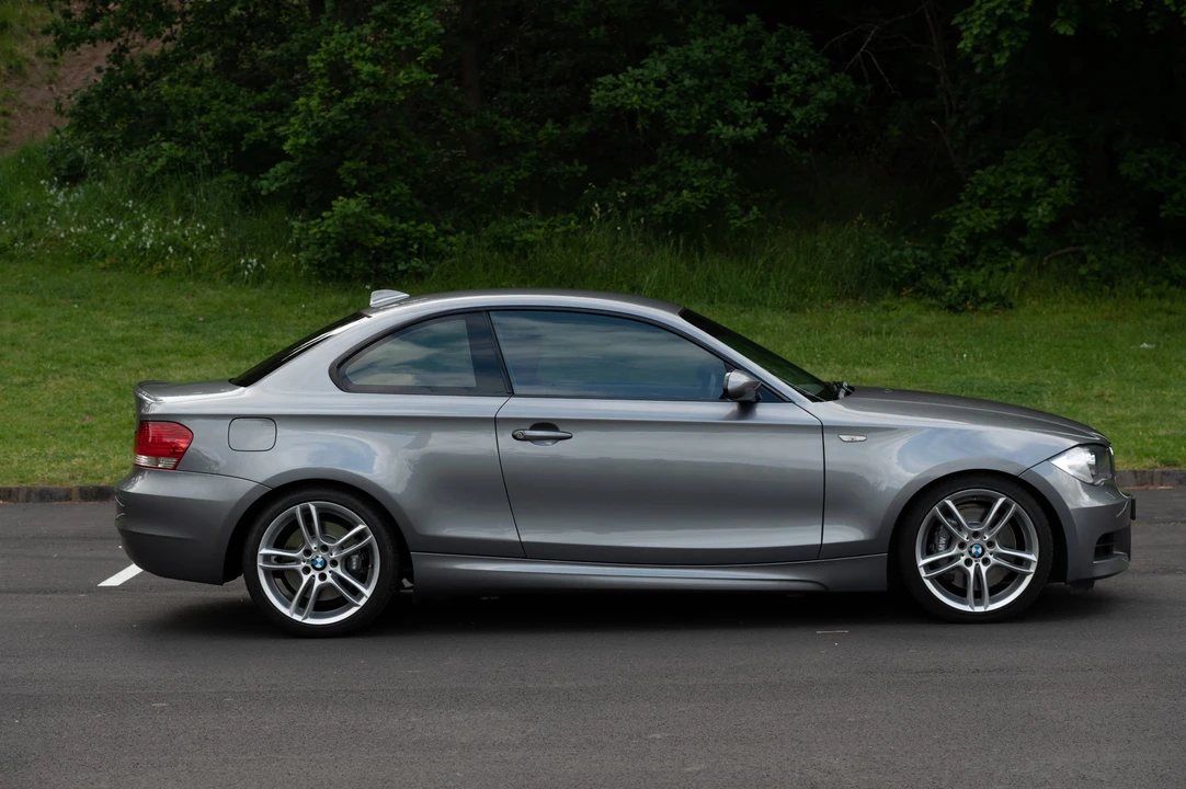 2009 BMW E82 135i & 135is - Image 5 of 31