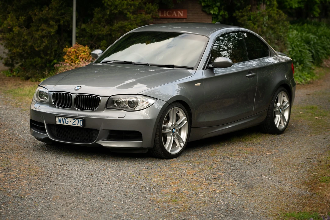 2009 BMW E82 135i & 135is - Image 13 of 31