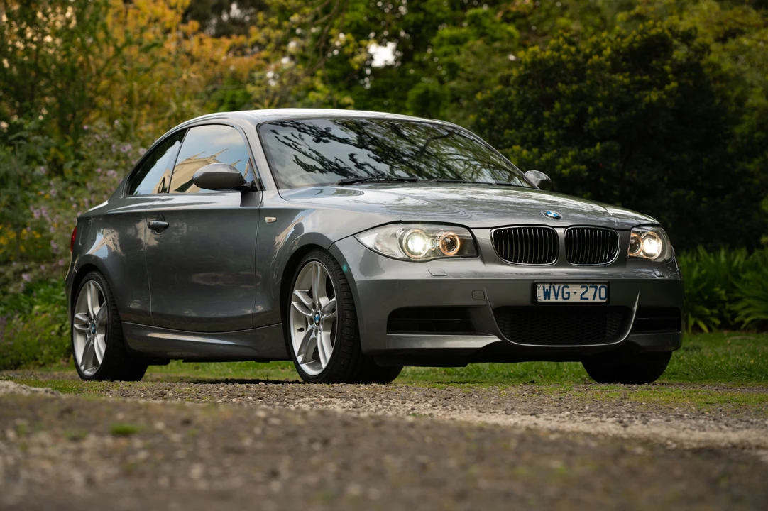2009 BMW E82 135i & 135is - Image 17 of 31