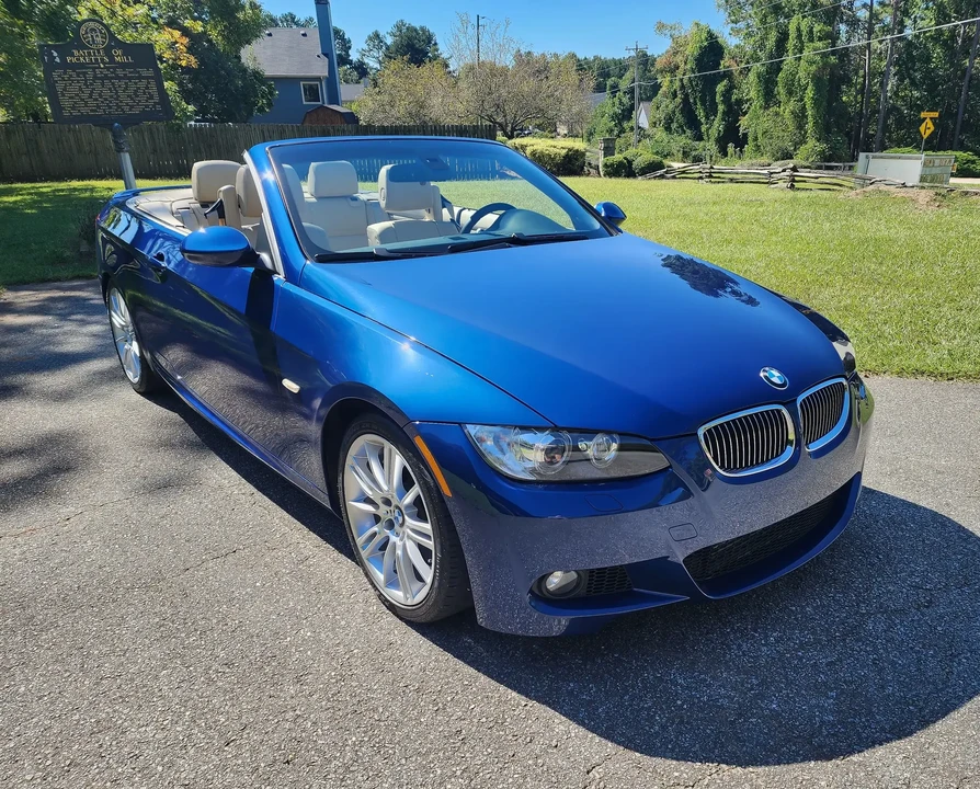 2009 BMW E93 335i Convertible - Image 1 of 6