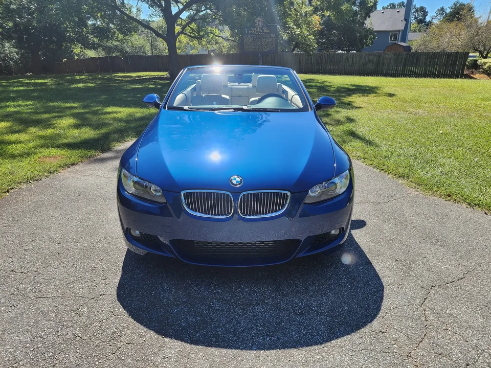 2009 BMW E93 335i Convertible - Image 3 of 6