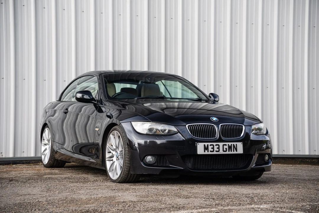 2009 BMW E93 335i Convertible - Image 25 of 30