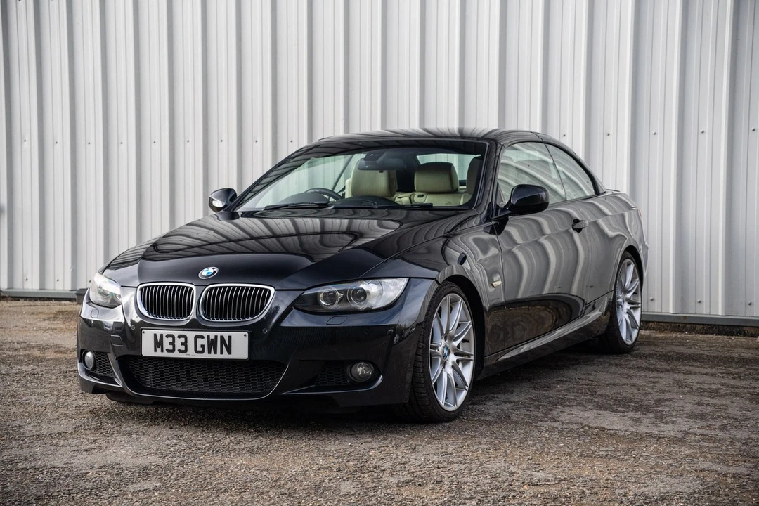 2009 BMW E93 335i Convertible - Image 26 of 30