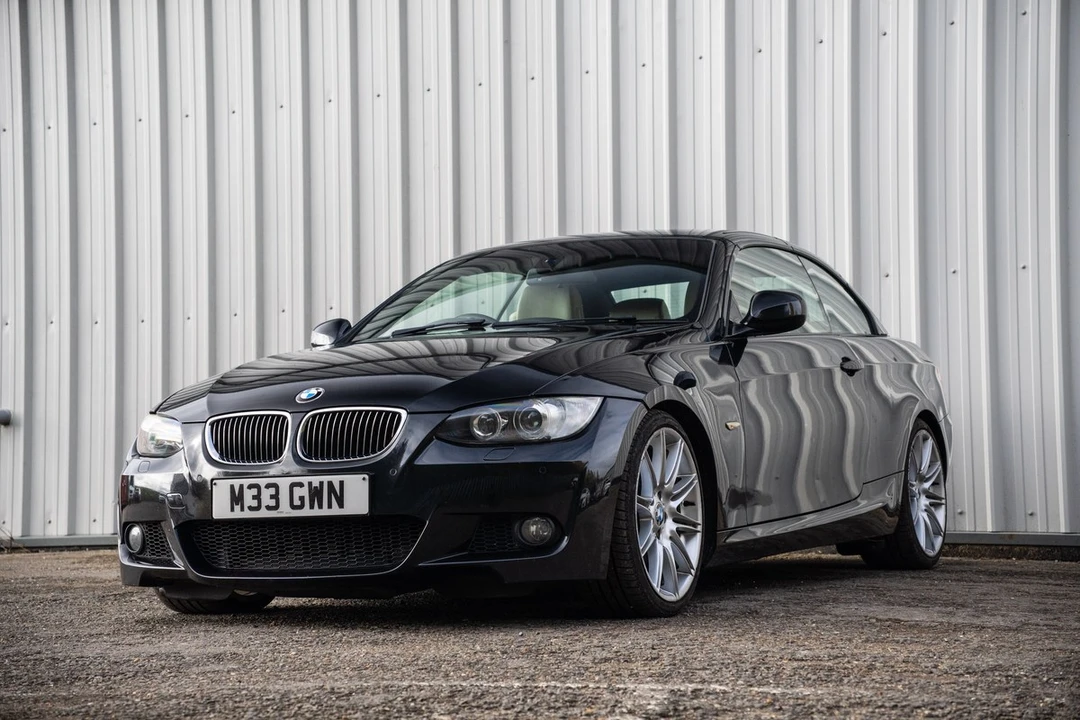 2009 BMW E93 335i Convertible - Image 27 of 30