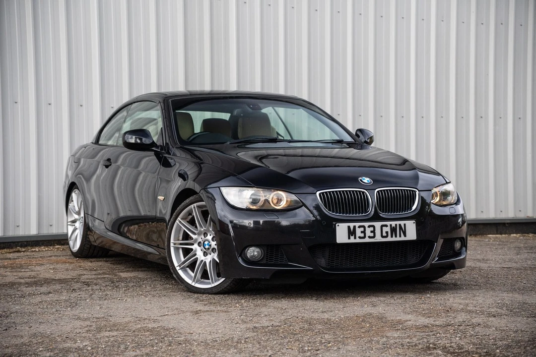 2009 BMW E93 335i Convertible - Image 19 of 30