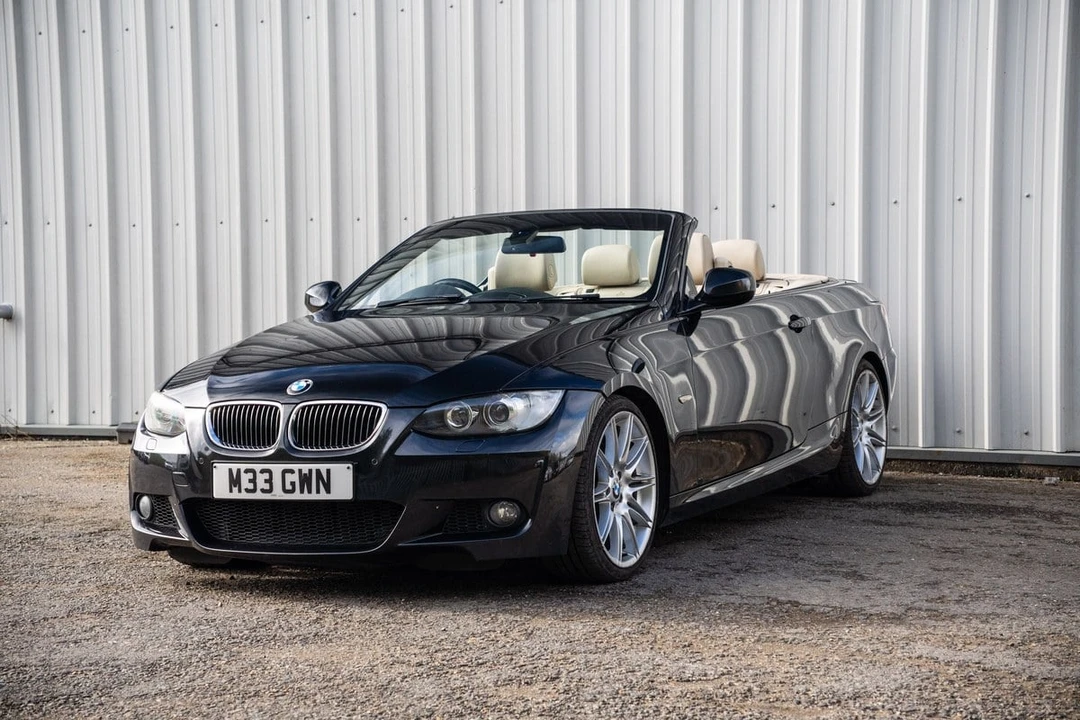 2009 BMW E93 335i Convertible - Image 9 of 30