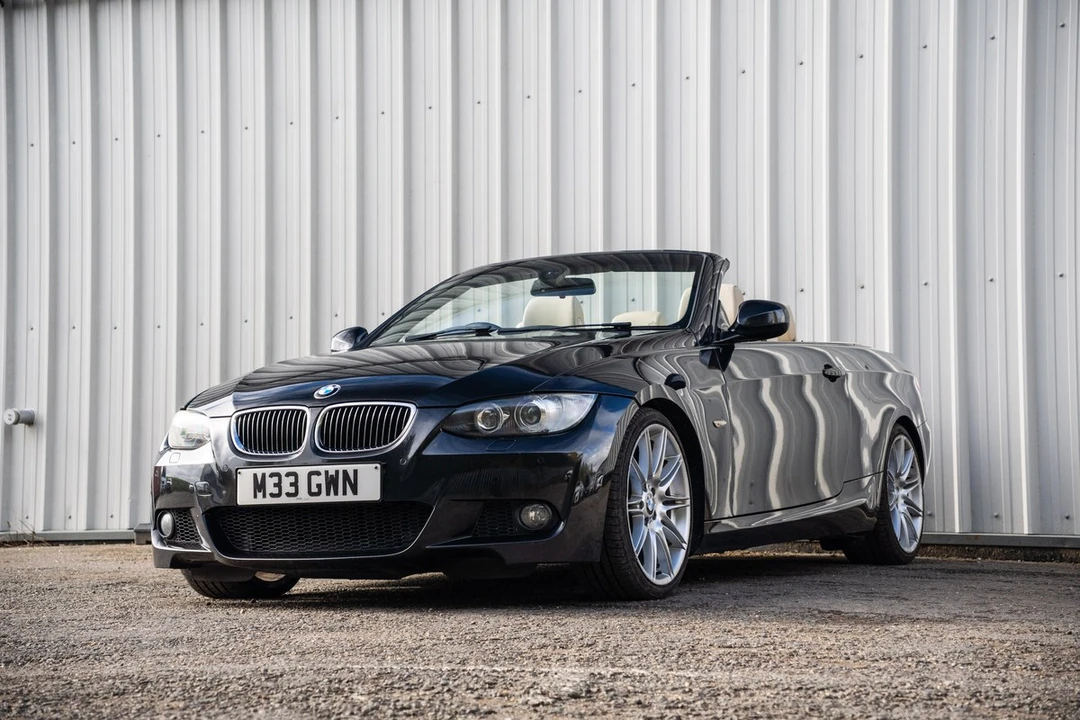 2009 BMW E93 335i Convertible - Image 10 of 30