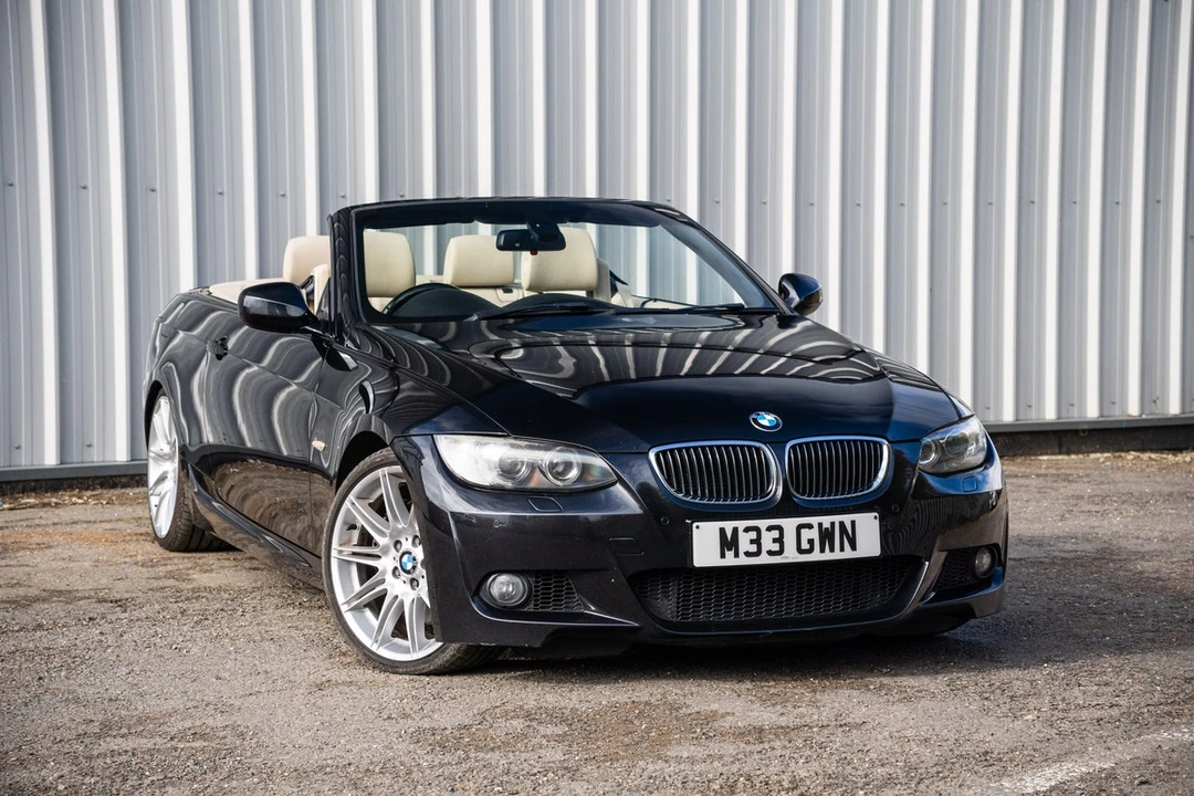 2009 BMW E93 335i Convertible - Image 11 of 30