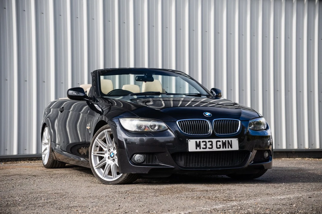 2009 BMW E93 335i Convertible - Image 12 of 30