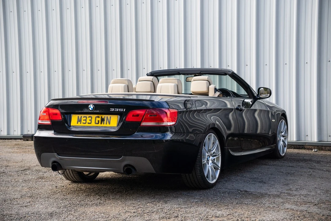 2009 BMW E93 335i Convertible - Image 15 of 30