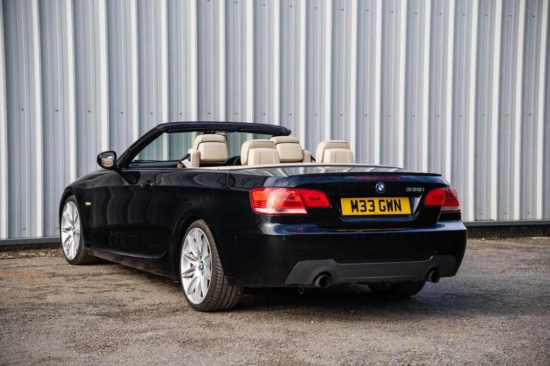 2009 BMW E93 335i Convertible - Image 17 of 30
