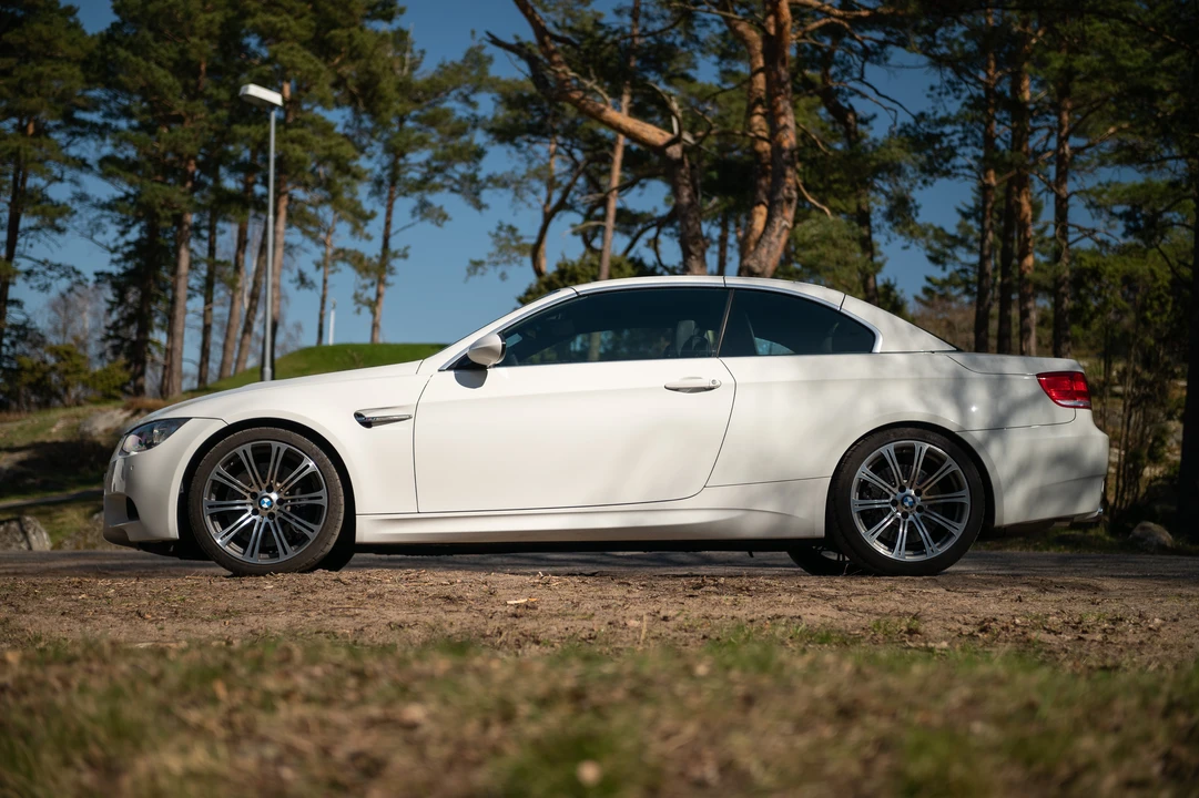 2009 BMW E93 M3 Convertible - Image 16 of 31