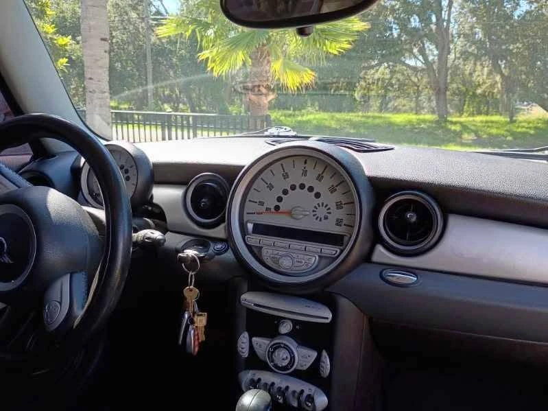 2009 BMW E82 135i & 135is - Image 11 of 17