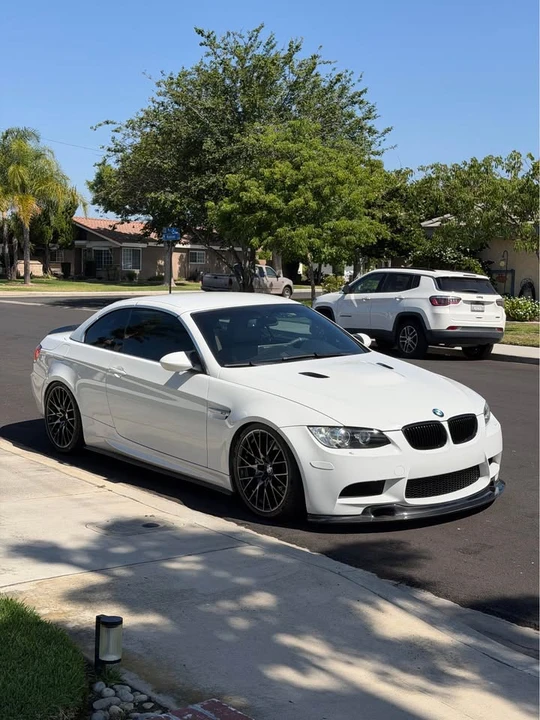 2009 BMW E93 M3 Convertible - Image 2 of 13
