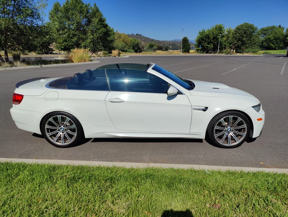2009 BMW E93 M3 Convertible - Image 9 of 31
