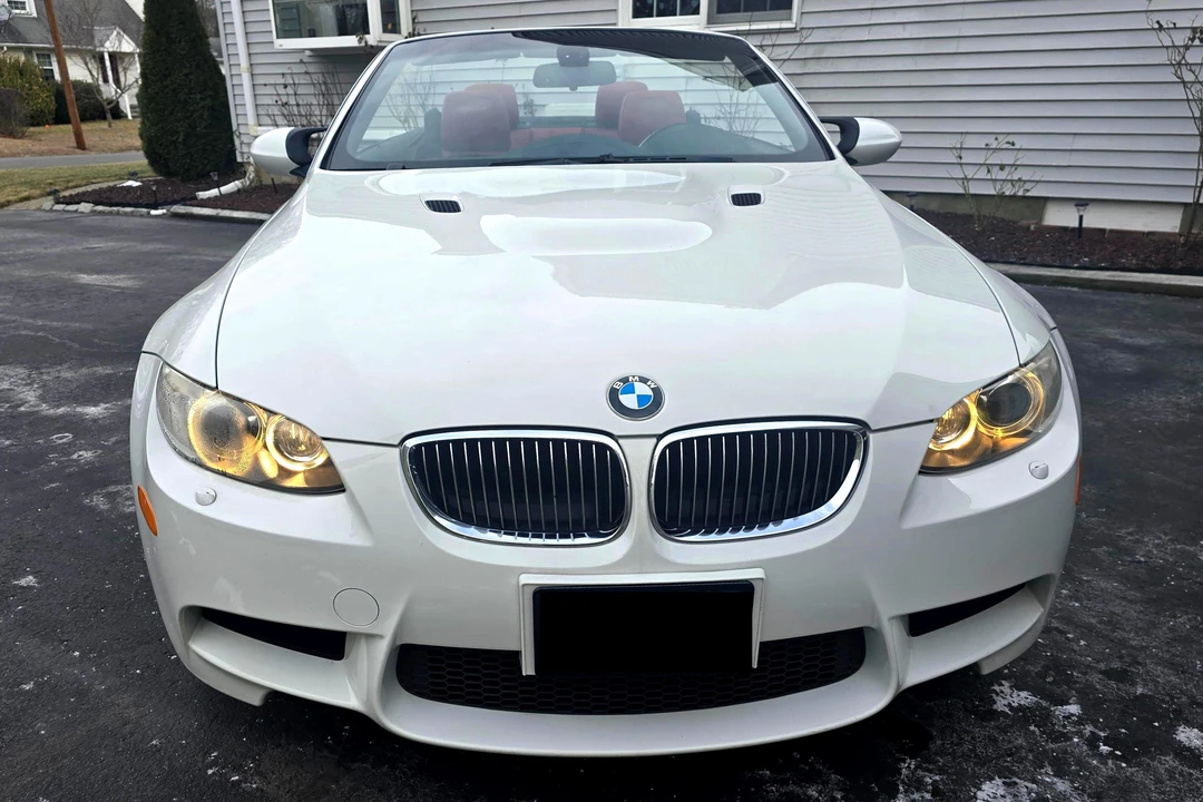 2009 BMW E93 M3 Convertible - Image 2 of 31