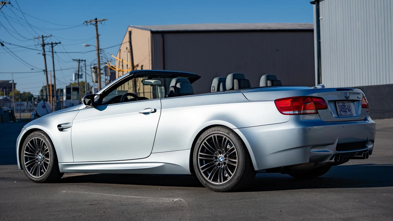 2009 BMW E93 M3 Convertible - Image 11 of 31
