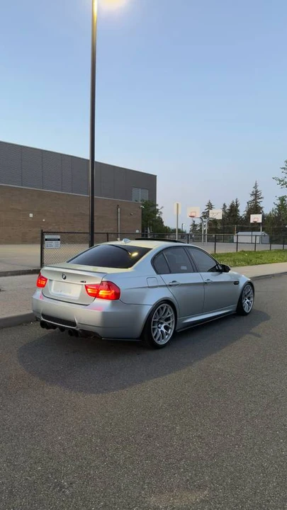 2009 BMW E90 M3 Sedan - Image 3 of 11