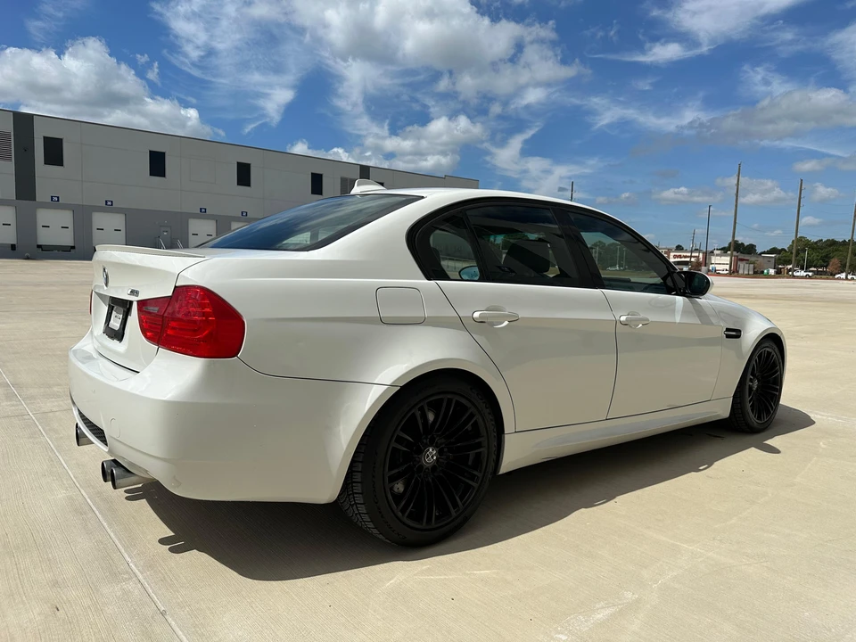 2009 BMW E90 M3 Sedan - Image 16 of 31
