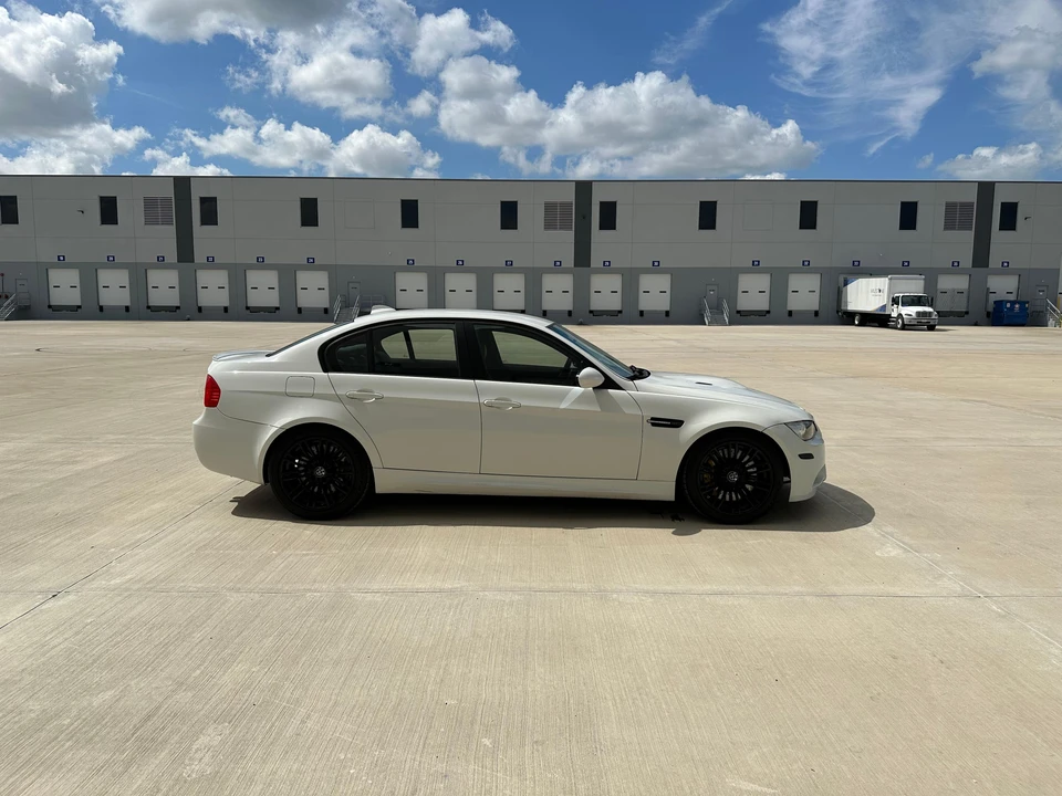 2009 BMW E90 M3 Sedan - Image 17 of 31