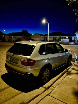 2009 BMW X5 48i