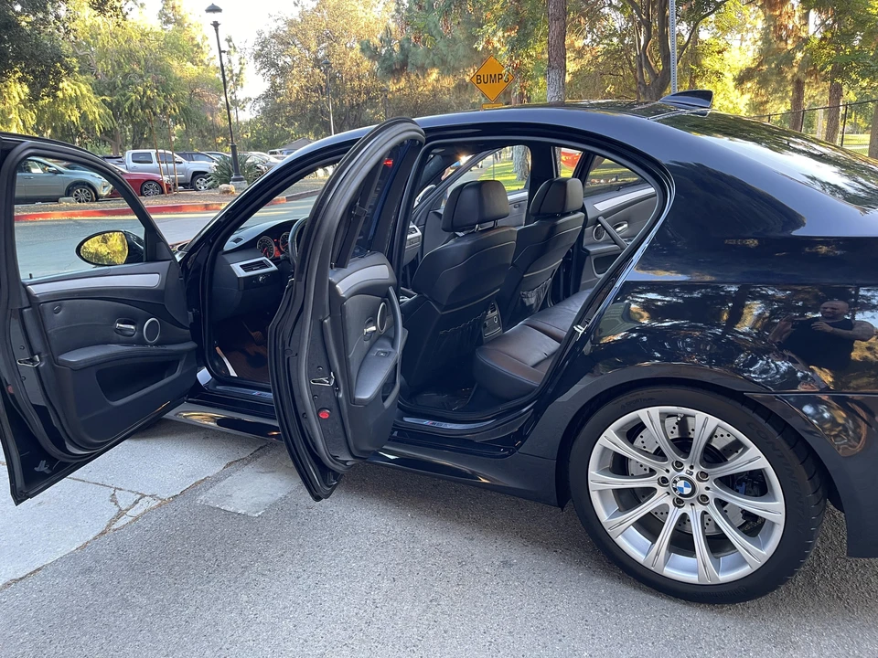 2009 BMW E60 M5 - Image 11 of 31