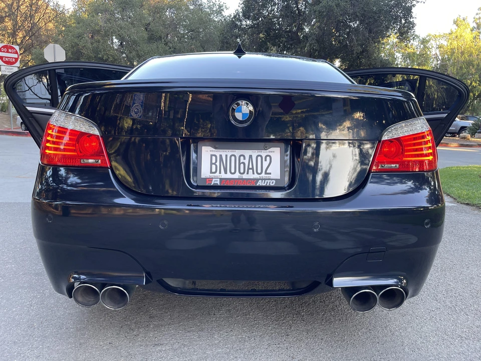 2009 BMW E60 M5 - Image 15 of 31