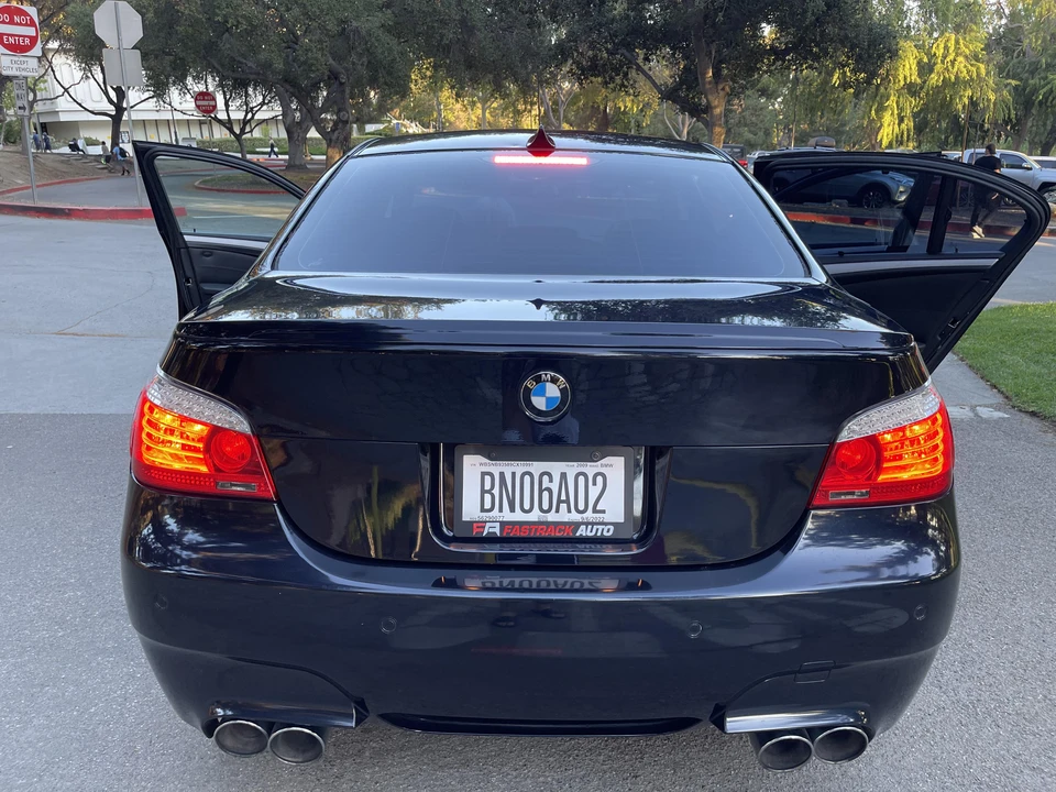 2009 BMW E60 M5 - Image 14 of 31