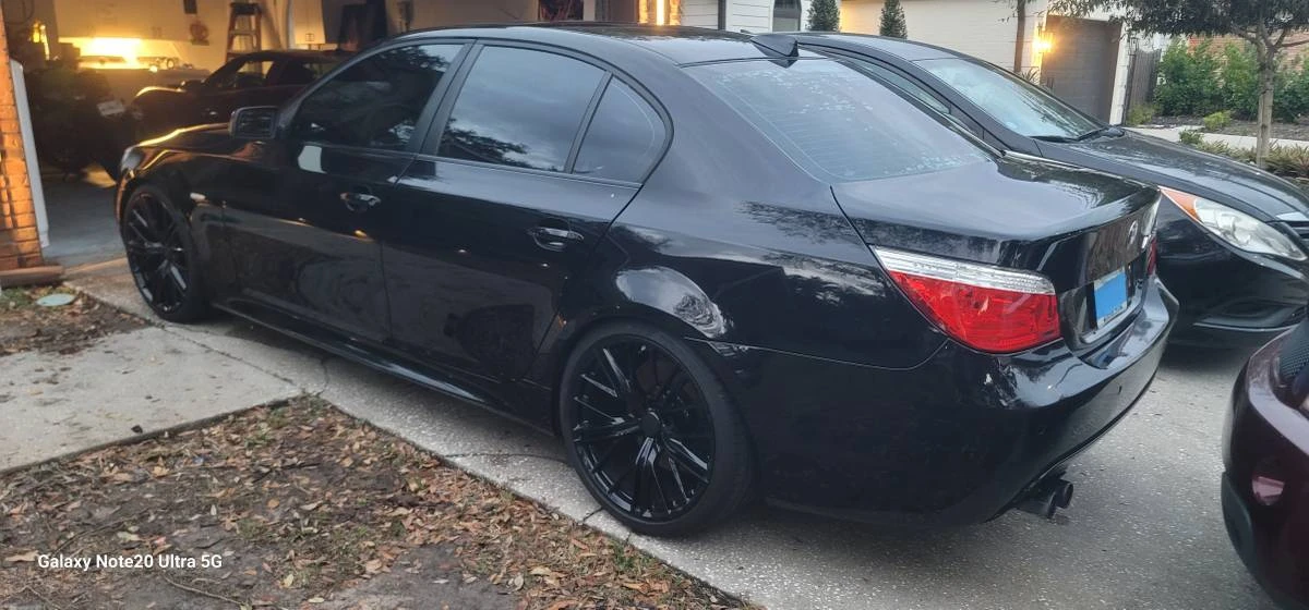 2009 BMW E60 545i & 550i Sedan - Image 2 of 12