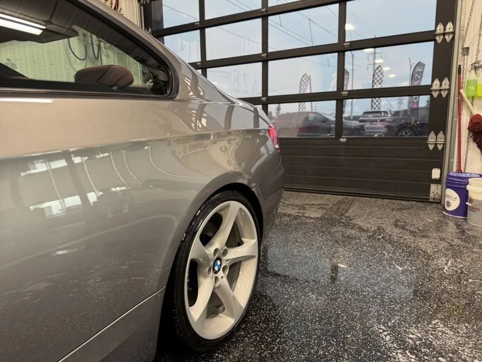 2009 BMW E90 3 Series Sedan - Image 7 of 10