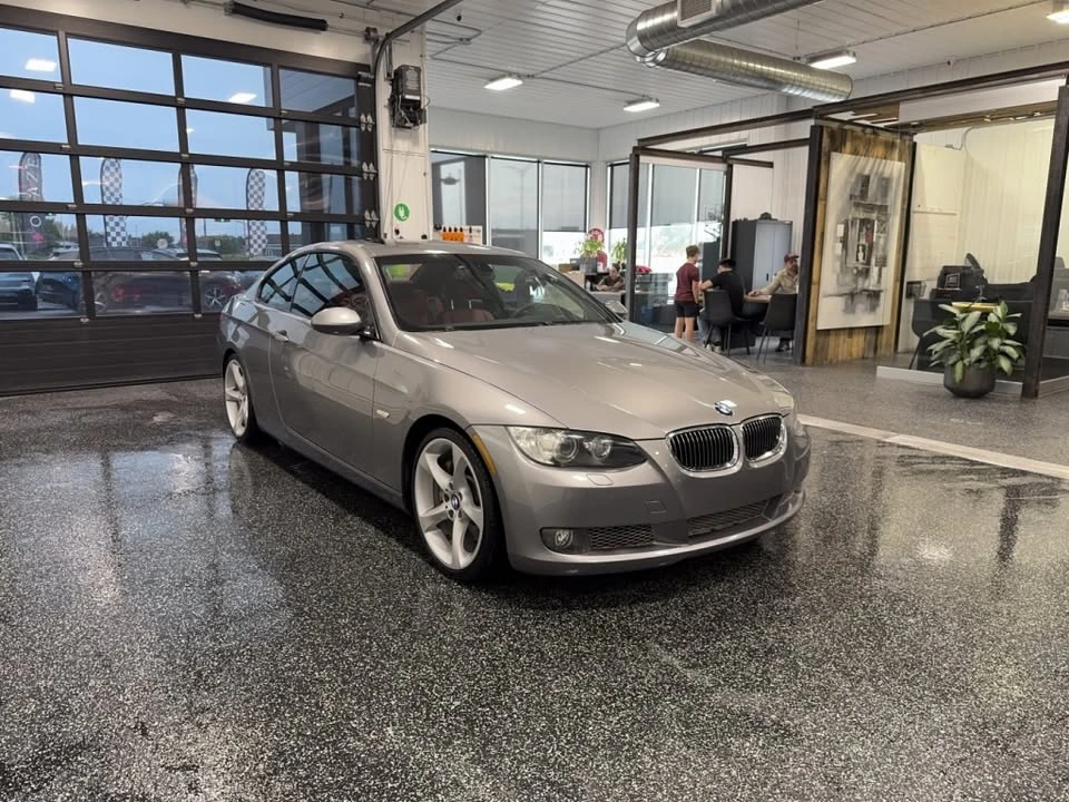 2009 BMW E90 3 Series Sedan - Image 5 of 10