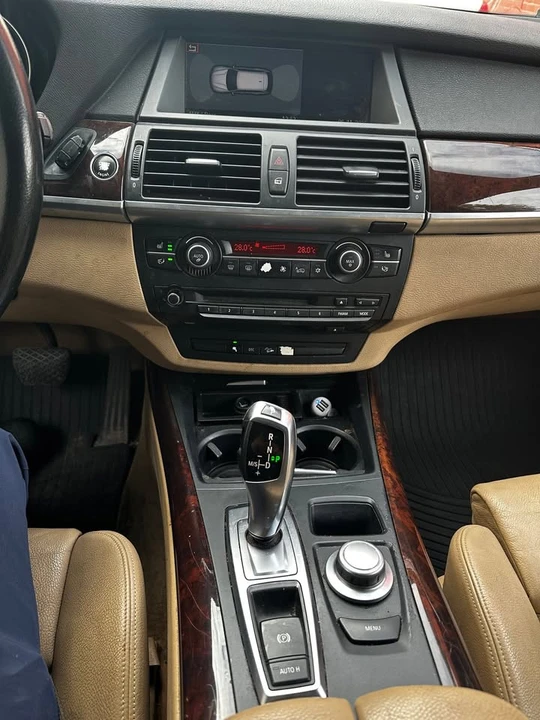 2009 BMW E70 X5 - Image 13 of 16
