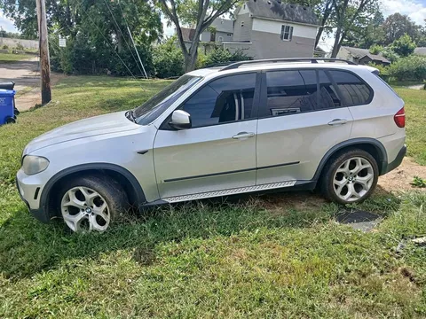 2009 BMW X5 48i