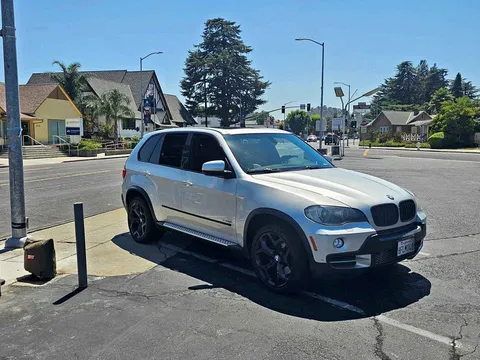 2009 BMW X5 xDrive48i Sport Utility 4D