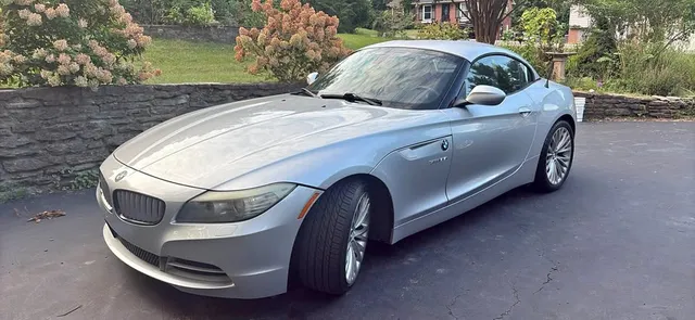 2009 BMW Z4 sDrive35is Roadster 2D