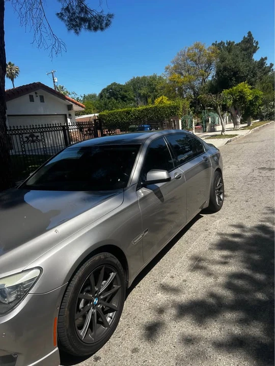 2009 BMW Alpina B7 - Image 10 of 11