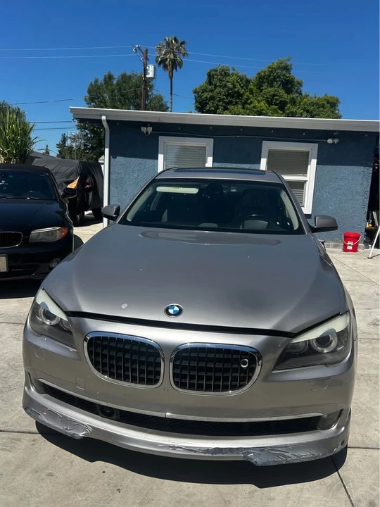 2009 BMW Alpina B7 - Image 2 of 11