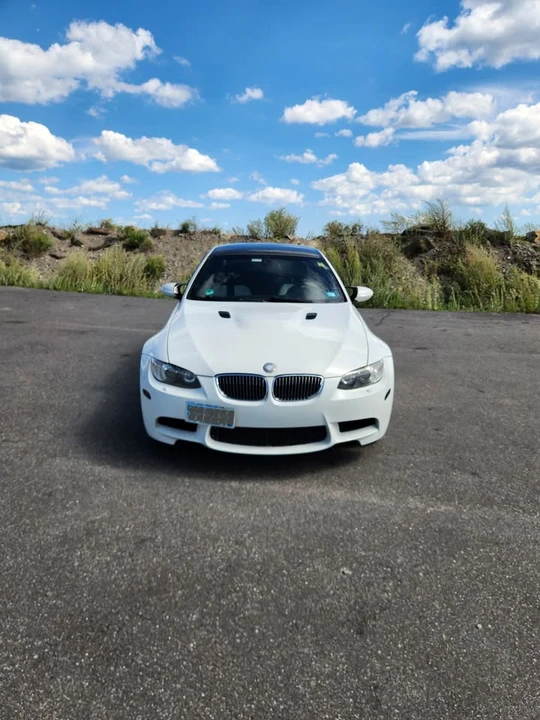 2009 BMW M3 - Image 3 of 9