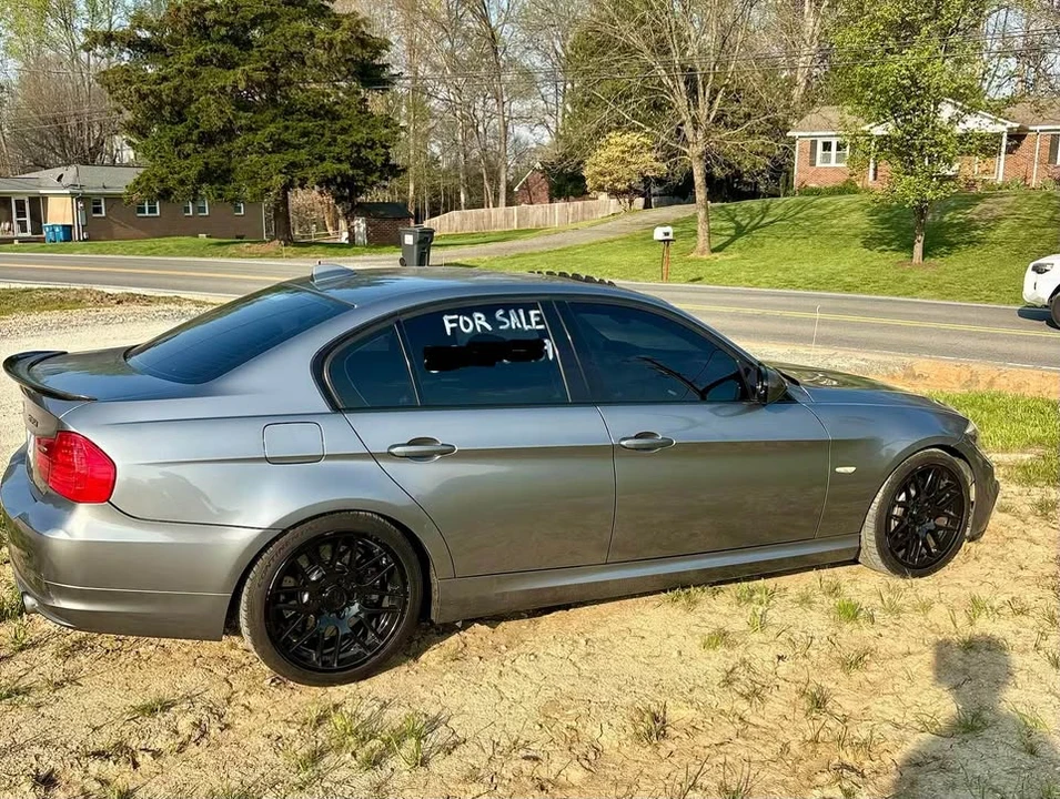 2009 BMW E90 335i Sedan - Image 4 of 5