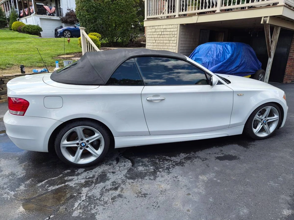 2009 BMW E82 135i & 135is - Image 2 of 7