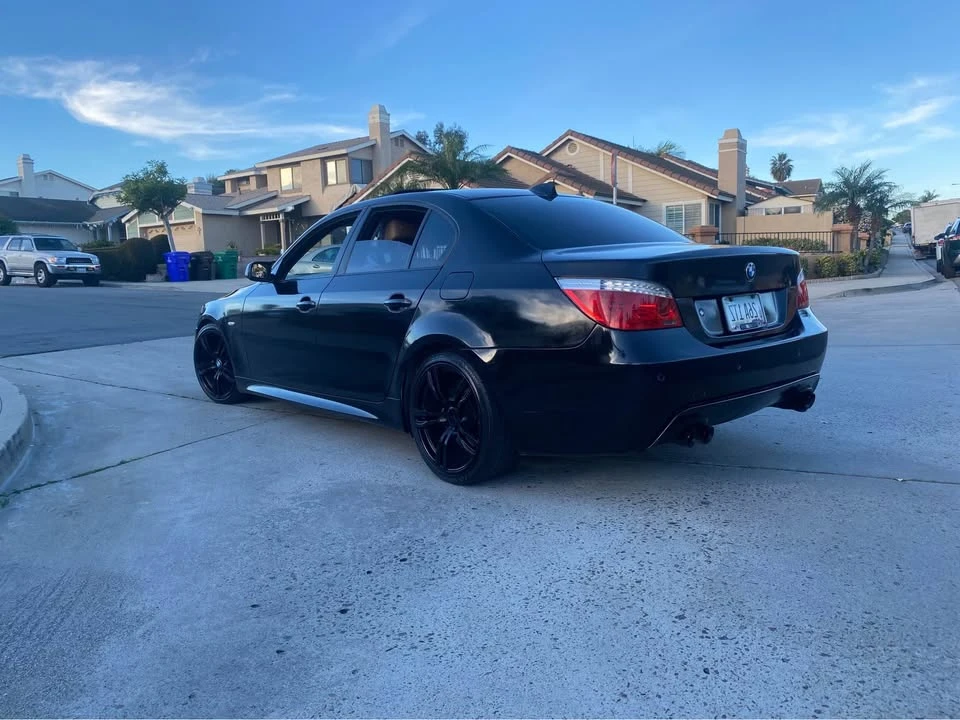 2009 BMW E60 545i & 550i Sedan - Image 2 of 15