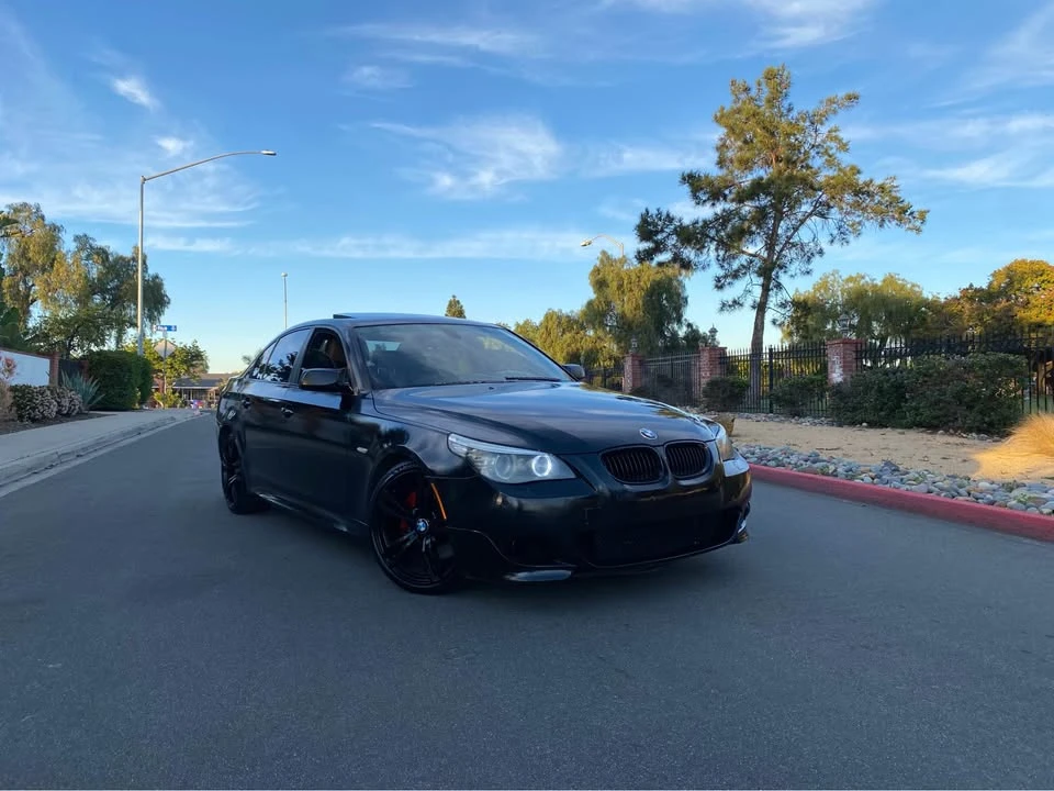 2009 BMW E60 545i & 550i Sedan - Image 10 of 15
