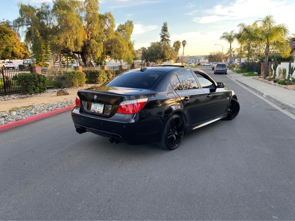 2009 BMW E60 545i & 550i Sedan - Image 15 of 15