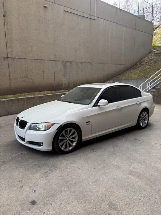 2009 BMW M3 - Image 3 of 7