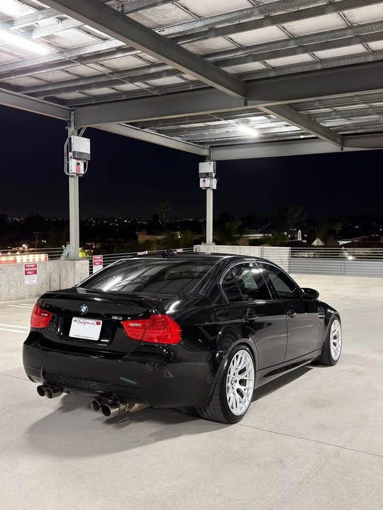2009 BMW E90 M3 Sedan - Image 5 of 16