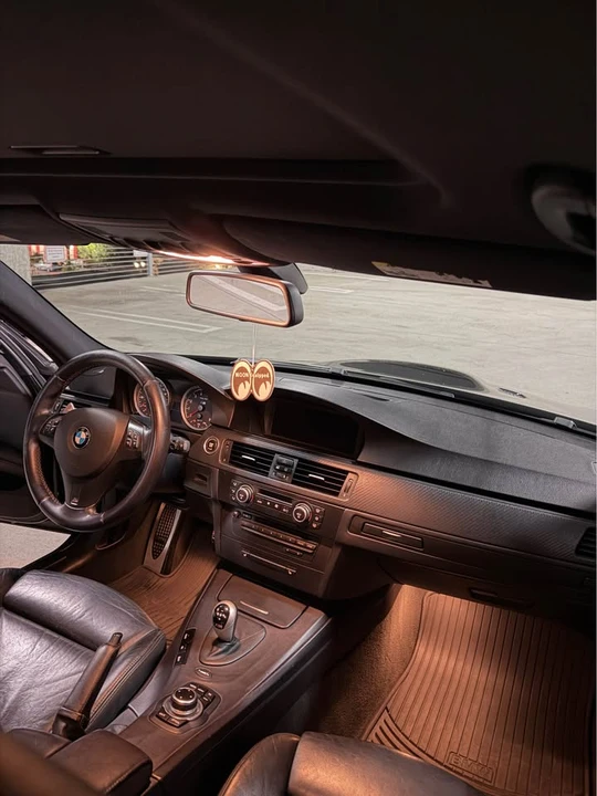2009 BMW E90 M3 Sedan - Image 10 of 16