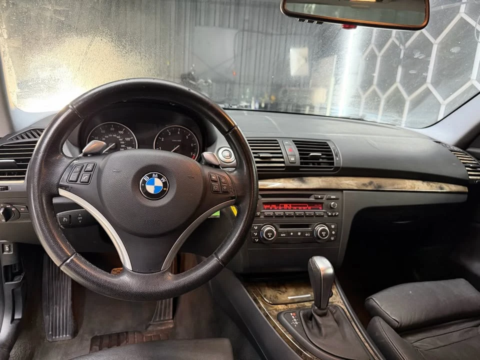 2009 BMW E81/E82/E88 1 Series - Image 12 of 17