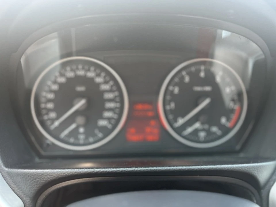 2009 BMW E90 3 Series Sedan - Image 11 of 15